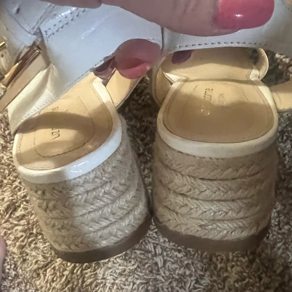 Liz Claiborne Womens Eastside White Square Toe Wedge Sandals Shoes New - Picture 9 of 16